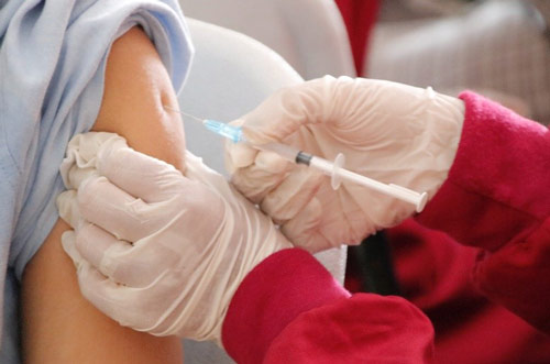 Vaccino anti-HPV: massima efficacia se ci si attiene alle raccomandazioni